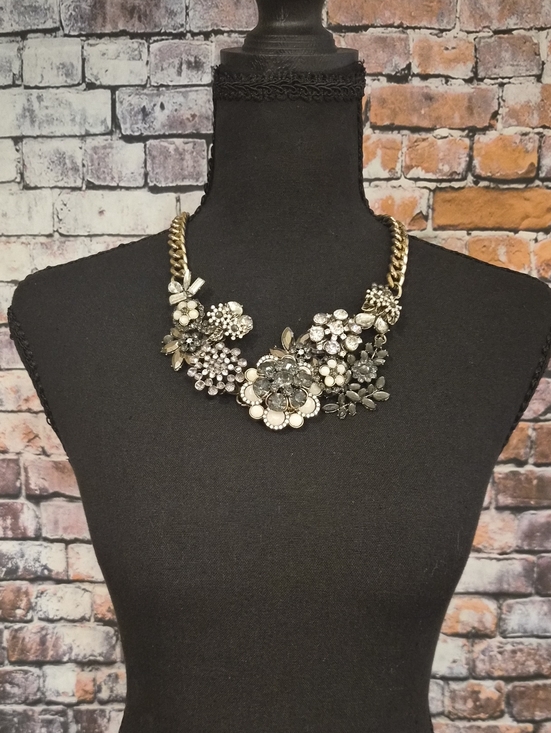 Jewelry - Statement Floral Crystal Necklace – Gold with Green/Gray and White Accents